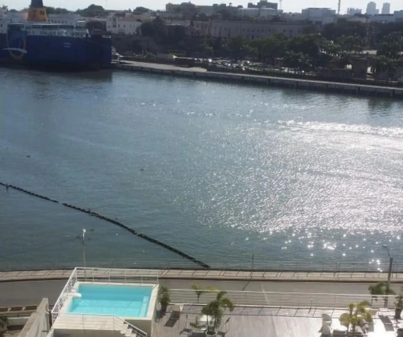 Modern Colonial Wter View Apartment Calero