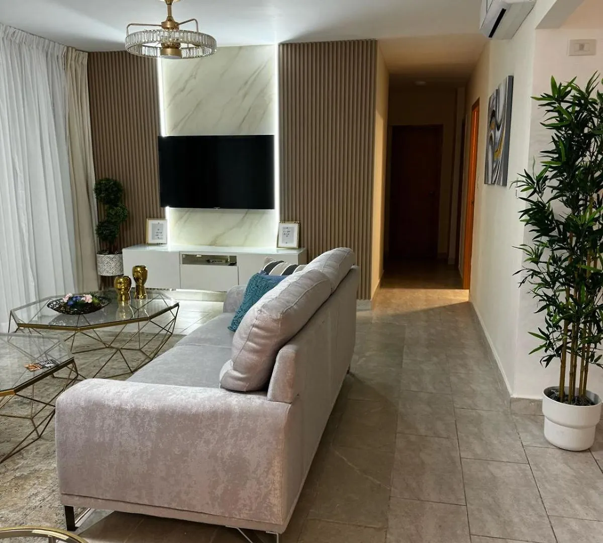 Modern Colonial Wter View Apartman Calero 0*,